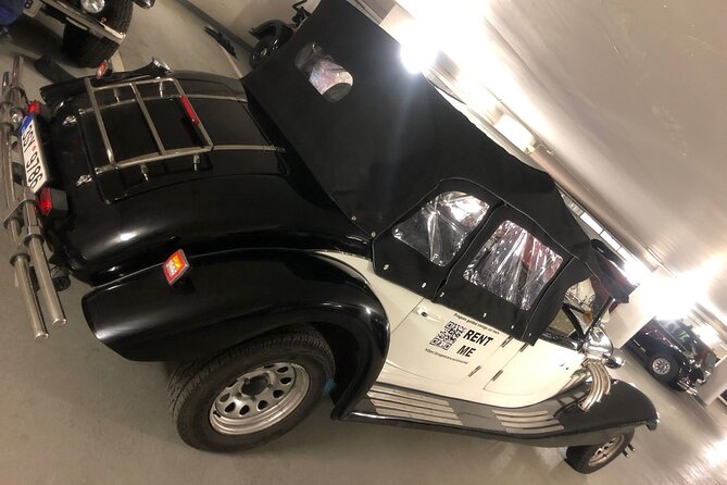 Vintage Cars Prague - Grand City Tour 150min / 1-6 pers. 2,5hrs - Prague Castle and the world’s largest inhabited castle complex