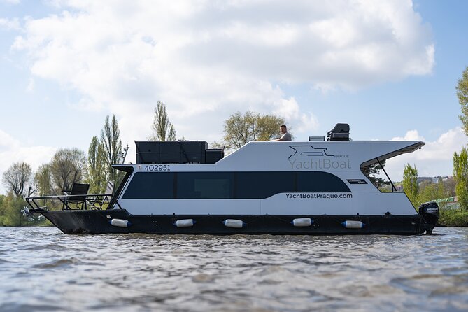 VIP Prague YachtBoat ONE Experience: All-You-Can-Drink - Why a private Vltava cruise works so well
