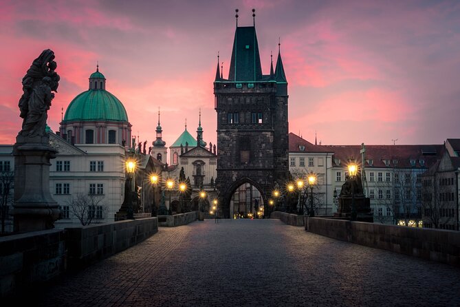 VIP Tour: Professional photos - You and Prague Best Monuments - Makeup and styling are part of the experience
