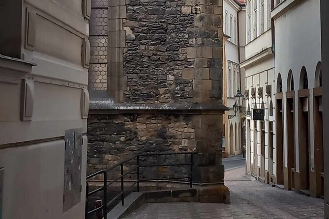 Walking Tour in Prague with Local Historian - Who should book this walk