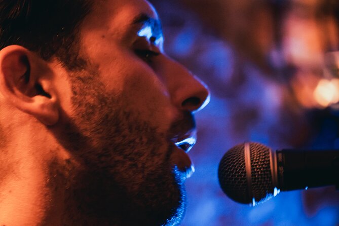 Wednesday Night Live Music and Cocktails Ticket in Kontakt Bar - Location, Access, and Basic Booking Details
