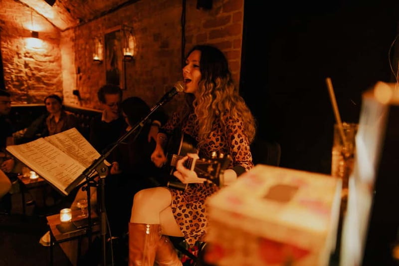 Wednesday Night Live Music with Cocktails - Key points to know before booking