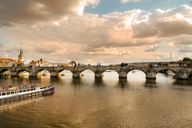 Welcome to Prague - Private Tour with Licensed Guide - Key Points for Planning Your Walk