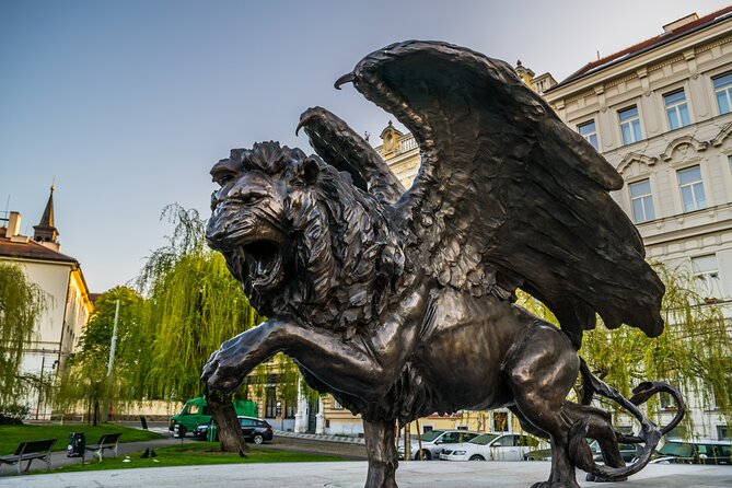 World War II History Tour of Prague's Old Town - The Heydrich Terror Memorial and the final stand